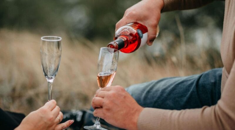 Care sunt soiurile de struguri populare pentru vinurile rosé